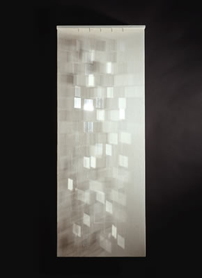 CONTINUEL MOBIL, TRANSPARENT SUR BLANC