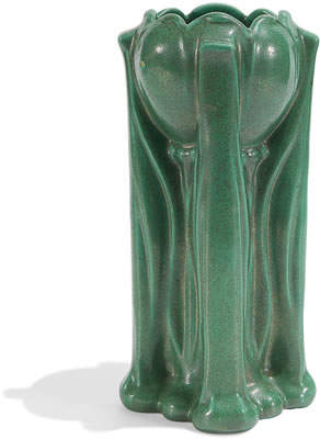 Tulip vase, #423 by Ferdinand Moreau - Auction record, sale price, and art valuation. Compare with similar artists and explore comparable artworks.