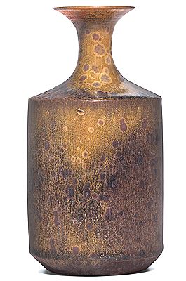 Vase by Laura Andreson - Auction record, sale price, and art valuation. Compare with similar artists and explore comparable artworks.