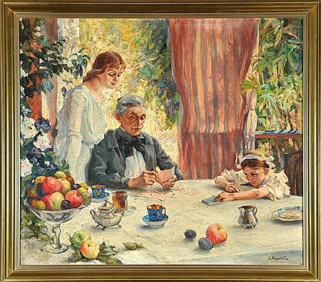 Familienszene am Tisch beim Kartenlegen