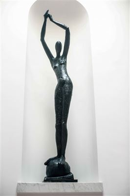 "Dynamic Equilibrium" by Helen Sinclair - Auction record, sale price, and art valuation. Compare with similar artists and explore comparable artworks.
