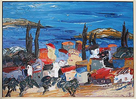 Grand cyprès en bord de mer