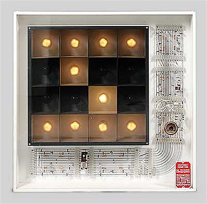 "Lichtspiel weiß-grau"