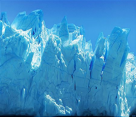 GLACIAR PERITO MORENO by Helmut Ditsch - Auction record, sale price, and art valuation. Compare with similar artists and explore comparable artworks.