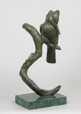 Kingfisher and frog on a branch by Laurence Isard - Auction record, sale price, and art valuation. Compare with similar artists and explore comparable artworks.