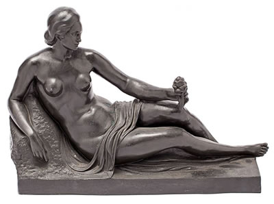 Dona ajaguda amb una flor a la mà del monument de Francesc Soler i Rovirosa by Frederic Mares Deulovol - Auction record, sale price, and art valuation. Compare with similar artists and explore comparable artworks.