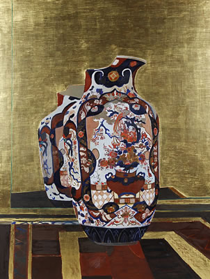 Japanese jug with gold background