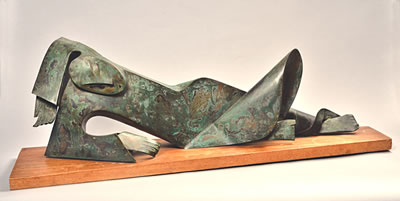 Reclining nude by George Jaholkowski - Auction record, sale price, and art valuation. Compare with similar artists and explore comparable artworks.