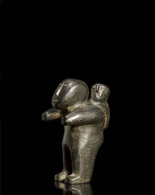 Kangiqliniq/Rankin Inlet, depicting a mother and child