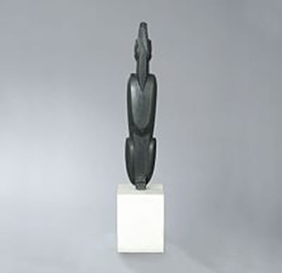 "Hundenes Hund" (The Dog of Dogs) by Lis Hooge-Hansen - Auction record, sale price, and art valuation. Compare with similar artists and explore comparable artworks.