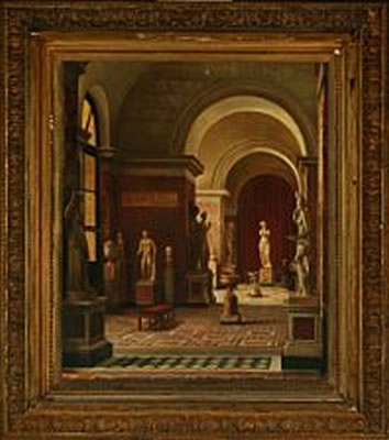 Interior from Louvre, in the back Venus de Milo