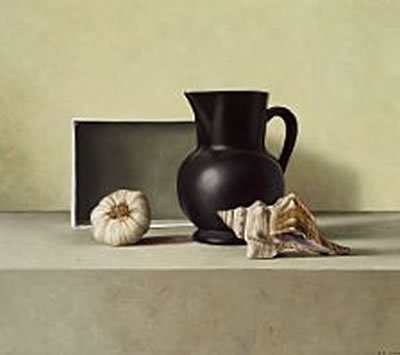 "Black pitcher with garlic and conch"