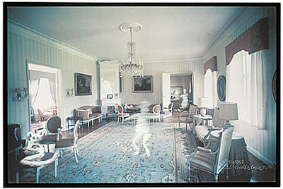 SLOTTET by Carl Johan Geer - Auction record, sale price, and art valuation. Compare with similar artists and explore comparable artworks.