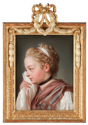 Young lady who wipes a tear