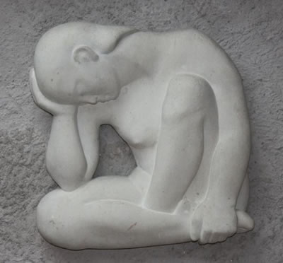 Femme pensive by Jacqueline Bez - Auction record, sale price, and art valuation. Compare with similar artists and explore comparable artworks.