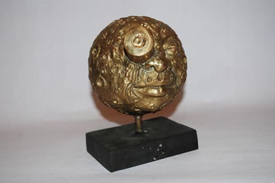 Hommage à Jules Vernes - De la Terre à la lune by David Alan Jones - Auction record, sale price, and art valuation. Compare with similar artists and explore comparable artworks.