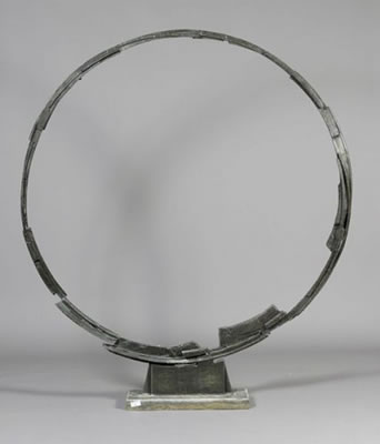 Sample artwork by Bruno Romeda (1933 - 2017), known for sculpture - View similar artists and auction records