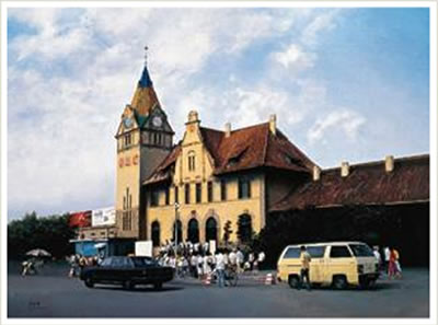 THE TRAIN STATION IN QINGDAO