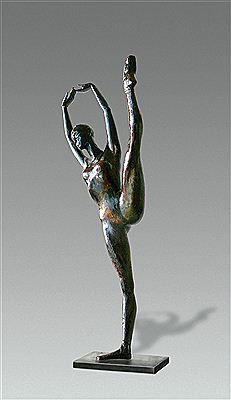 BALLET 009 by Jihong Zhang - Auction record, sale price, and art valuation. Compare with similar artists and explore comparable artworks.