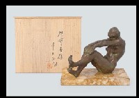 Nude sitting by Shin Hongoh - Auction record, sale price, and art valuation. Compare with similar artists and explore comparable artworks.