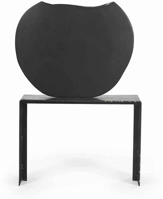 Sample artwork by Hugo Zapata (Born 1945), known for sculpture - View similar artists and auction records