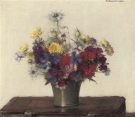 A colourful summer bouquet