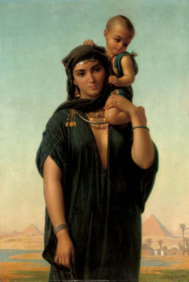 Mother and child before the pyramids