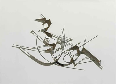 Metallrelief auf Holzplatte, 1963/64