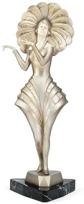 REVUE DANCER