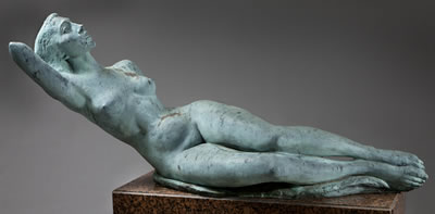 "Reclining Nude" by Charles Umlauf - Auction record, sale price, and art valuation. Compare with similar artists and explore comparable artworks.