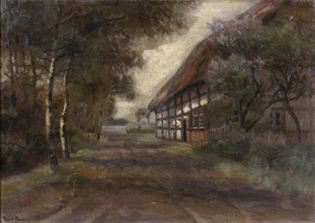 Fachwerkhaus mit Birken und Flieder in norddeutscher Landschaft