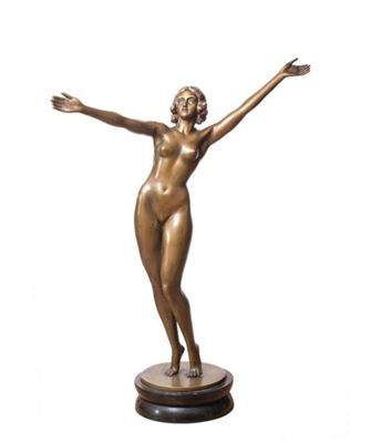 Une jeune femme nue by Emanuel Kodet - Auction record, sale price, and art valuation. Compare with similar artists and explore comparable artworks.