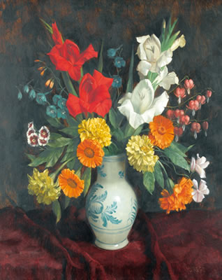 Stillleben mit Blumen in Steingutvase.