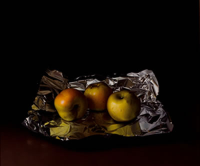 Bodegon de tres manzanas by Fernando Rivero - Auction record, sale price, and art valuation. Compare with similar artists and explore comparable artworks.