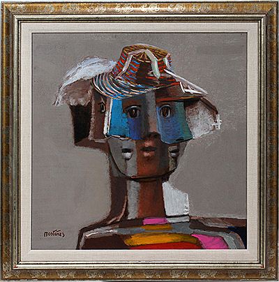 WOMAN WEARING A HAT
