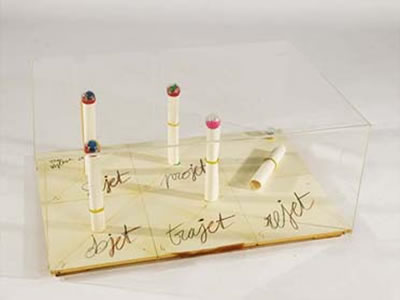 Poema inglese, 1996 by Julien Blaine - Auction record, sale price, and art valuation. Compare with similar artists and explore comparable artworks.