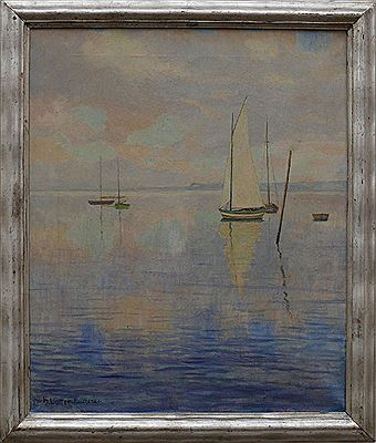 "Bodenseelandschaft" mit Segelbooten u. Blick auf vordere Höri mit Hornspitze; sommerliche Stimmung mit bewölktem Himmel