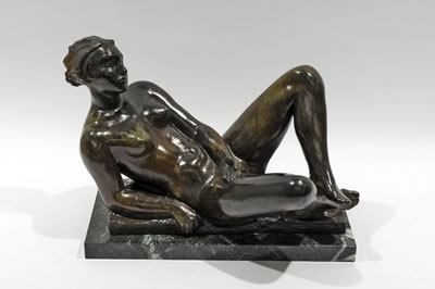 Nue allongée