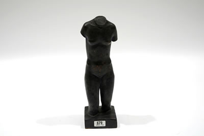 Torse féminin