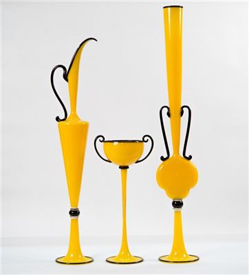 SUITE OF THREE YELLOW AND BLACK GLASS VESSELS