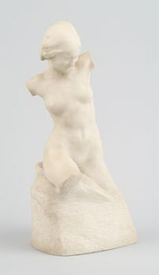 Buste de jeune femme nue