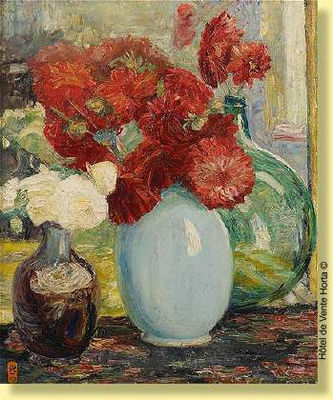 Vase fleuri de dahlias
