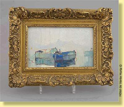 Barques dans un paysage brumeux
