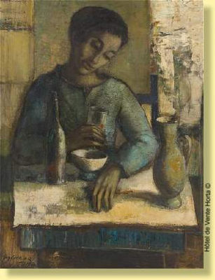 Jeune fille attablée