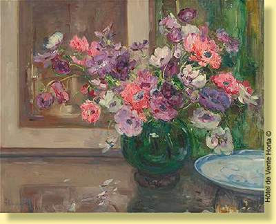 Vase fleuri d'anémones