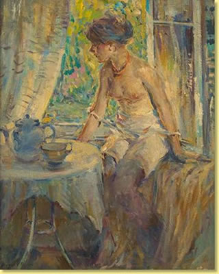 Jeune femme dénudée devant une fenêtre ouverte.