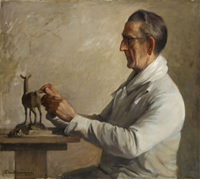 Portrait de l'artiste Albéric Collin sculptant