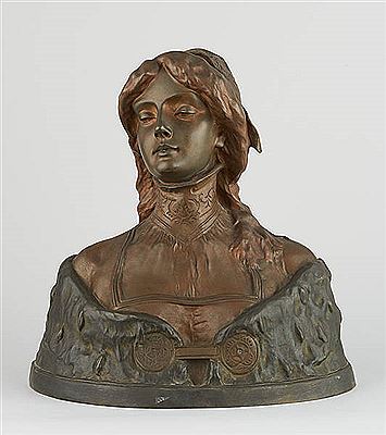 Buste de jeune femme