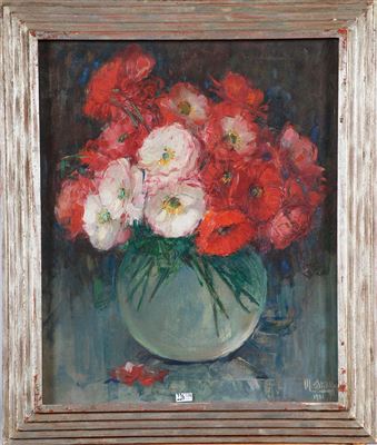 Vase de fleurs by Marguerite Stekke - Auction record, sale price, and art valuation. Compare with similar artists and explore comparable artworks.