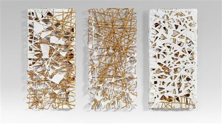 Weisses Triptychon